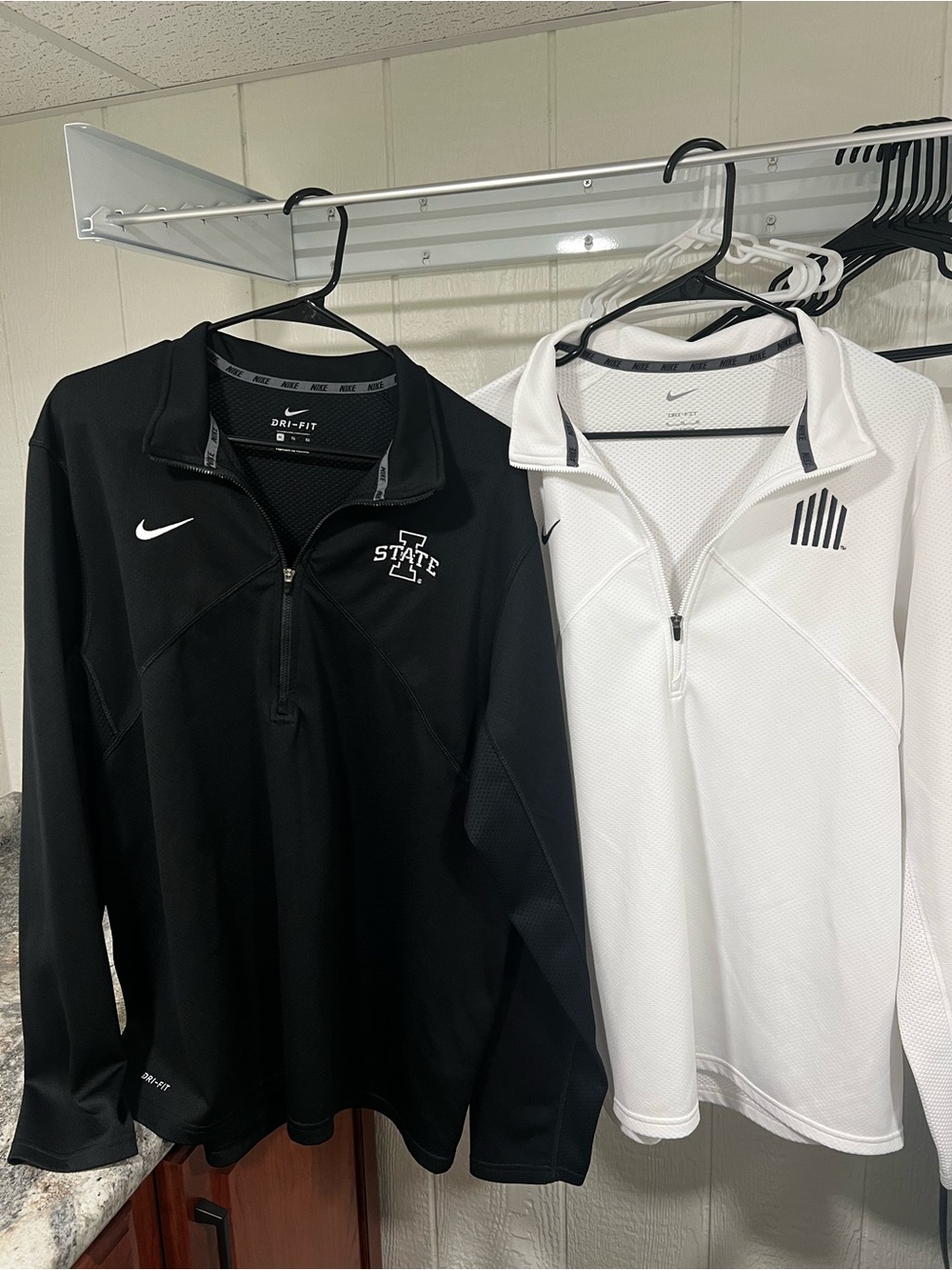 Men’s Pull Over - set of 2 size XL